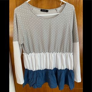 Women’s Multi Colored Long Sleeve Amaryllis Brand Top